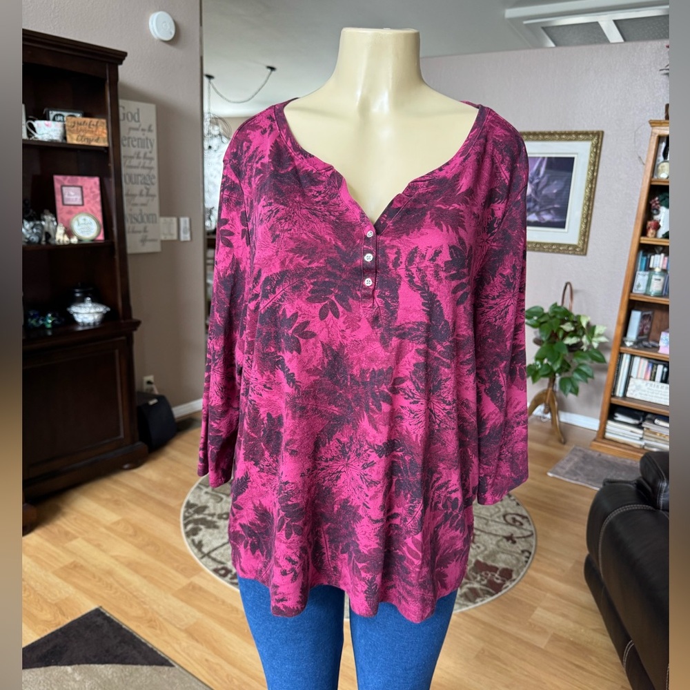 Karen Scott red & black 3/4 sleeves Vneck top-size XXL